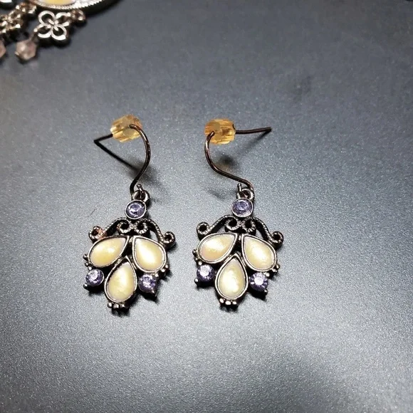 *W 📿👂💍 Lady Remington Jewelry Set - Picture 4 of 8